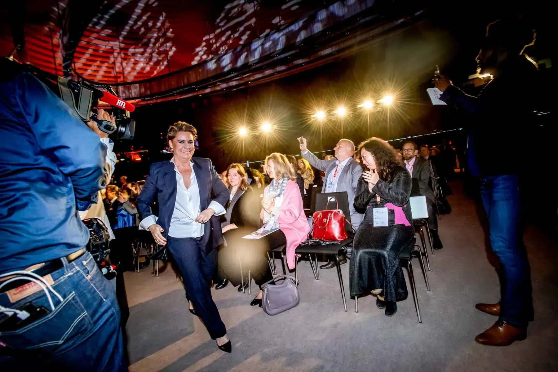 european-convention-center-stand-speak-rise-up-42